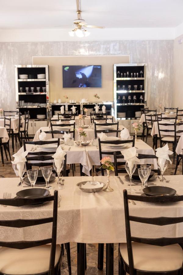 Hotel Giumer Rimini Ngoại thất bức ảnh