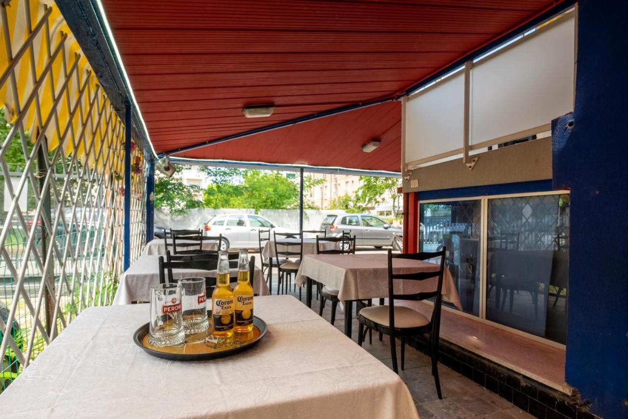 Hotel Giumer Rimini Ngoại thất bức ảnh