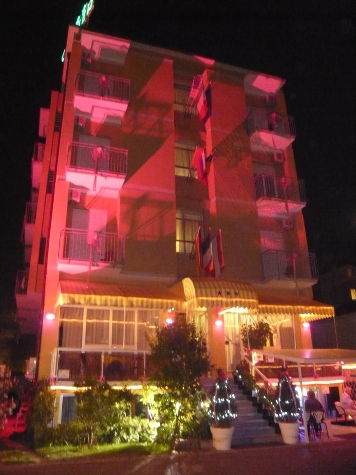 Hotel Giumer Rimini Ngoại thất bức ảnh